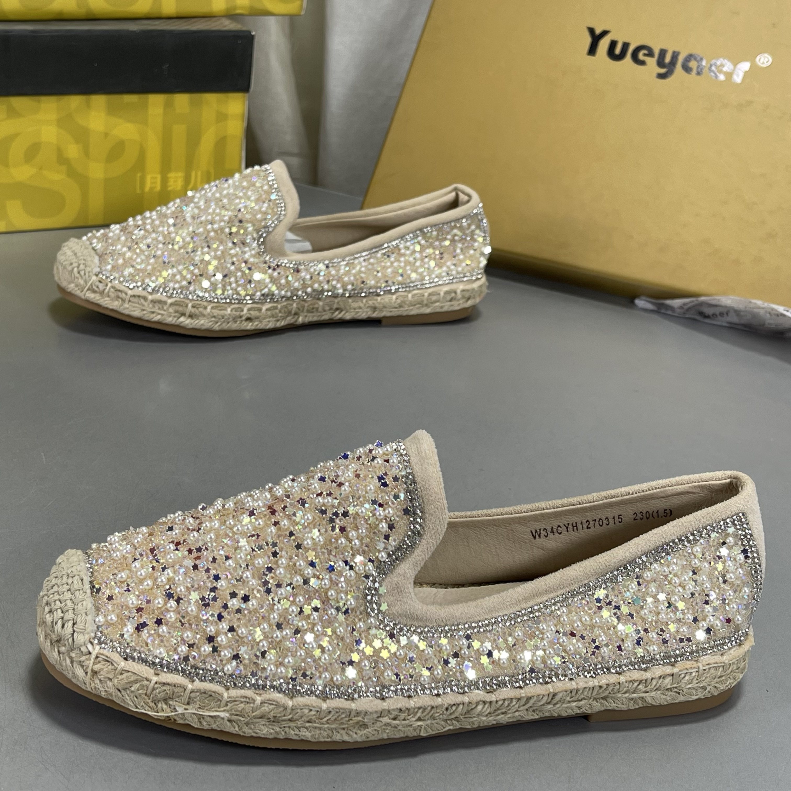 月芽儿水钻小香风渔夫鞋女平底休闲单鞋亮片一脚蹬厚底乐福鞋百搭,淘宝优惠券,粉丝福利购,淘宝优惠卷