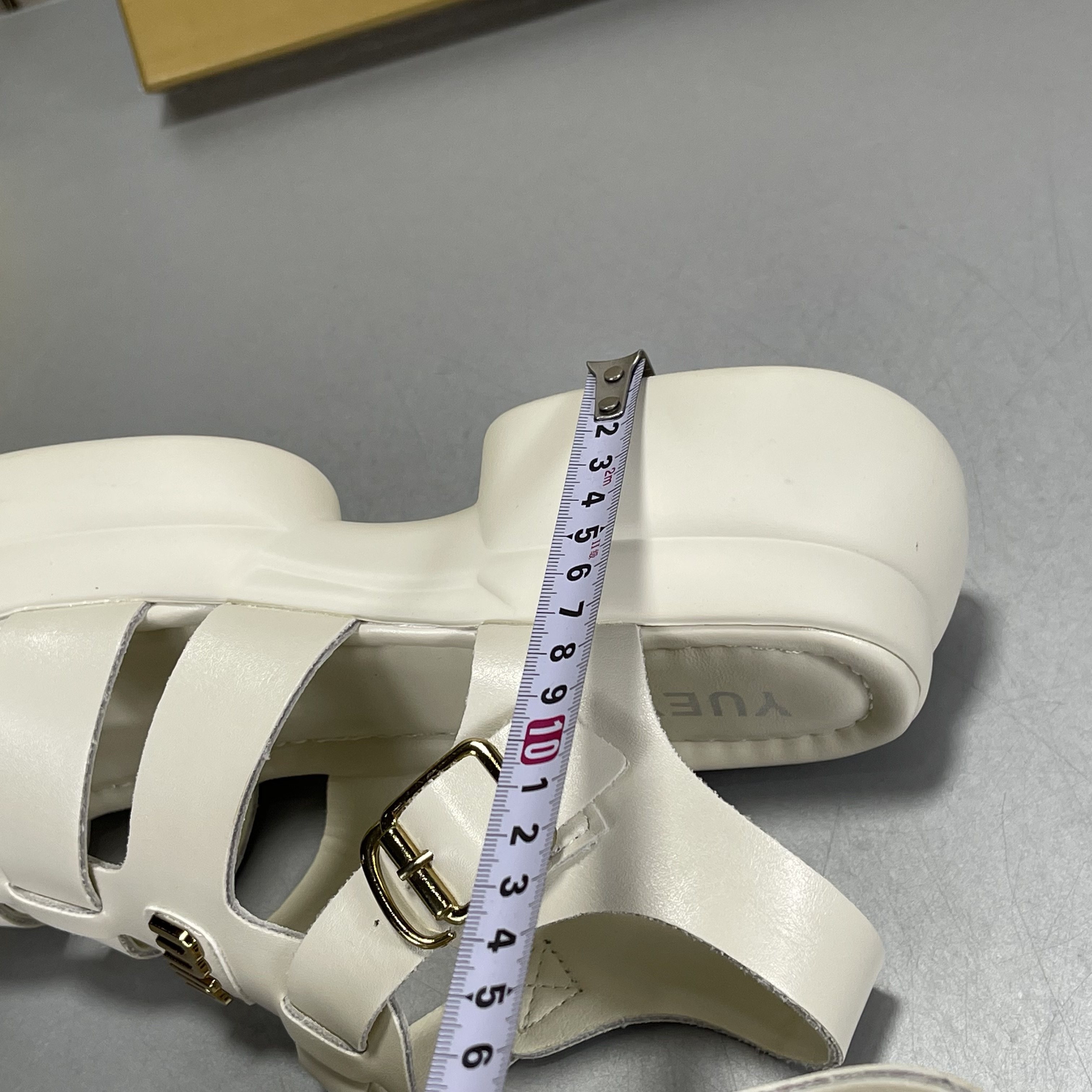 月芽儿正品撤柜牛皮玛丽珍鞋2025春夏新款包头猪笼鞋真皮乐福鞋女,淘宝优惠券,粉丝福利购,淘宝优惠卷