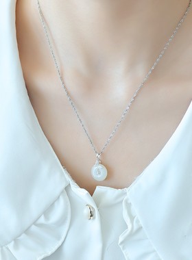 天然玉石s925银镶和田玉平安扣吊坠精品白玉镶嵌蝴蝶扣款女款项链