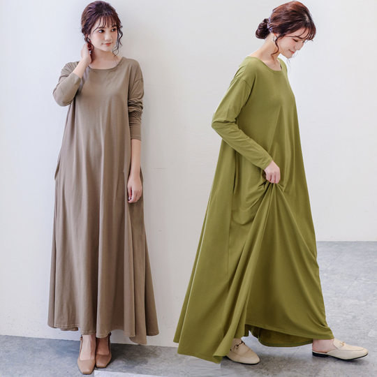 A-version long dress with wide hem for tall people