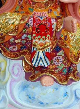 地母娘娘木雕摆件中式