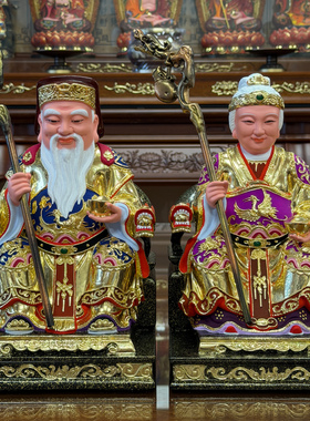 芃来供奉香樟木雕大伯公神像