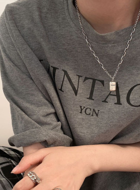 方牌字母吊坠项链女韩版时尚个性星星S925银锁骨链ins小众颈链潮