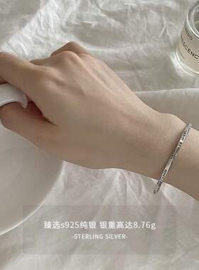 韩版S925银字母莫比乌斯手镯女复古时尚气质简约手环扭纹手饰品潮