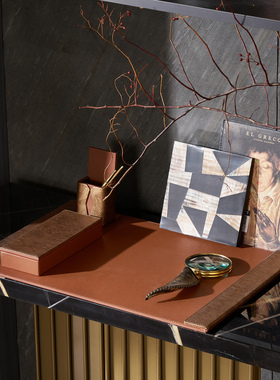 轻奢高档黑金奢境书房装饰品摆件