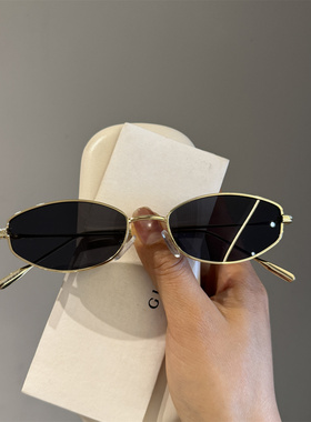 PATTYKOU防紫外线金属猫眼小框女