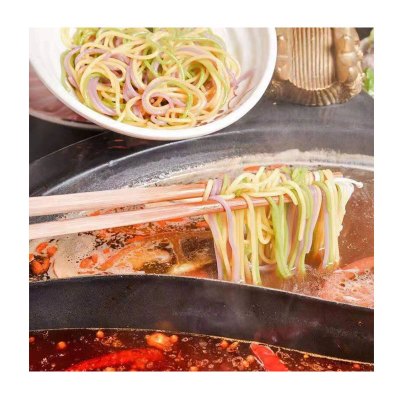 A box of round noodles, hot pot, low fat, a whole box of semi-dried vegetables