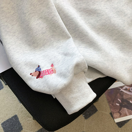 American retro embroidered puppy sweatshirt for women 2025 new hot style autumn and winter plus velvet and thickened this year's popular tops