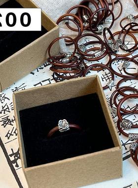 新款西藏鸡血藤戒指女男情侣对戒古风素尾戒小指本命年藏银手饰品