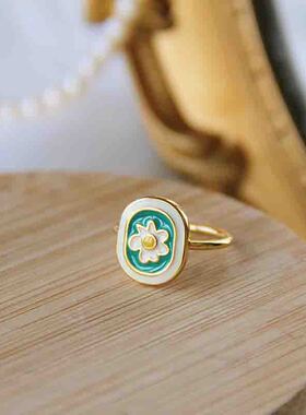 朴彩英rose同款戒指小众复古镀金珐琅滴釉洋甘菊食指戒女