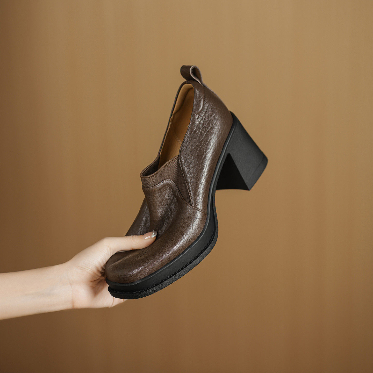 复古真皮粗跟单鞋女8cm皮鞋2025春季新款舒适黑色防水台高跟鞋子,淘宝优惠券,粉丝福利购,淘宝优惠卷