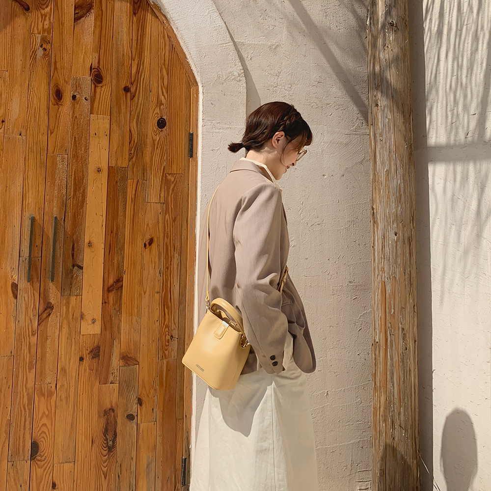 MICOCAH轻复古女包Micocah 手提水桶包流行包包高级感女包单肩斜挎包百搭复古潮1