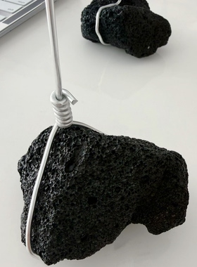 2026新款空气凤梨创意支架ins风高级感手作咖啡柜办公桌装饰摆件