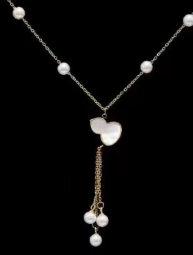 #BBF时尚气质光面蝴蝶贝壳长款流苏珍珠坠双层项链钛钢锁骨链