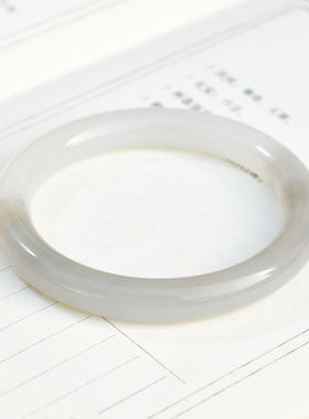 天然和田玉青海料紫白双色圆条玉镯女款圆条烟紫手镯55.5mm圈口