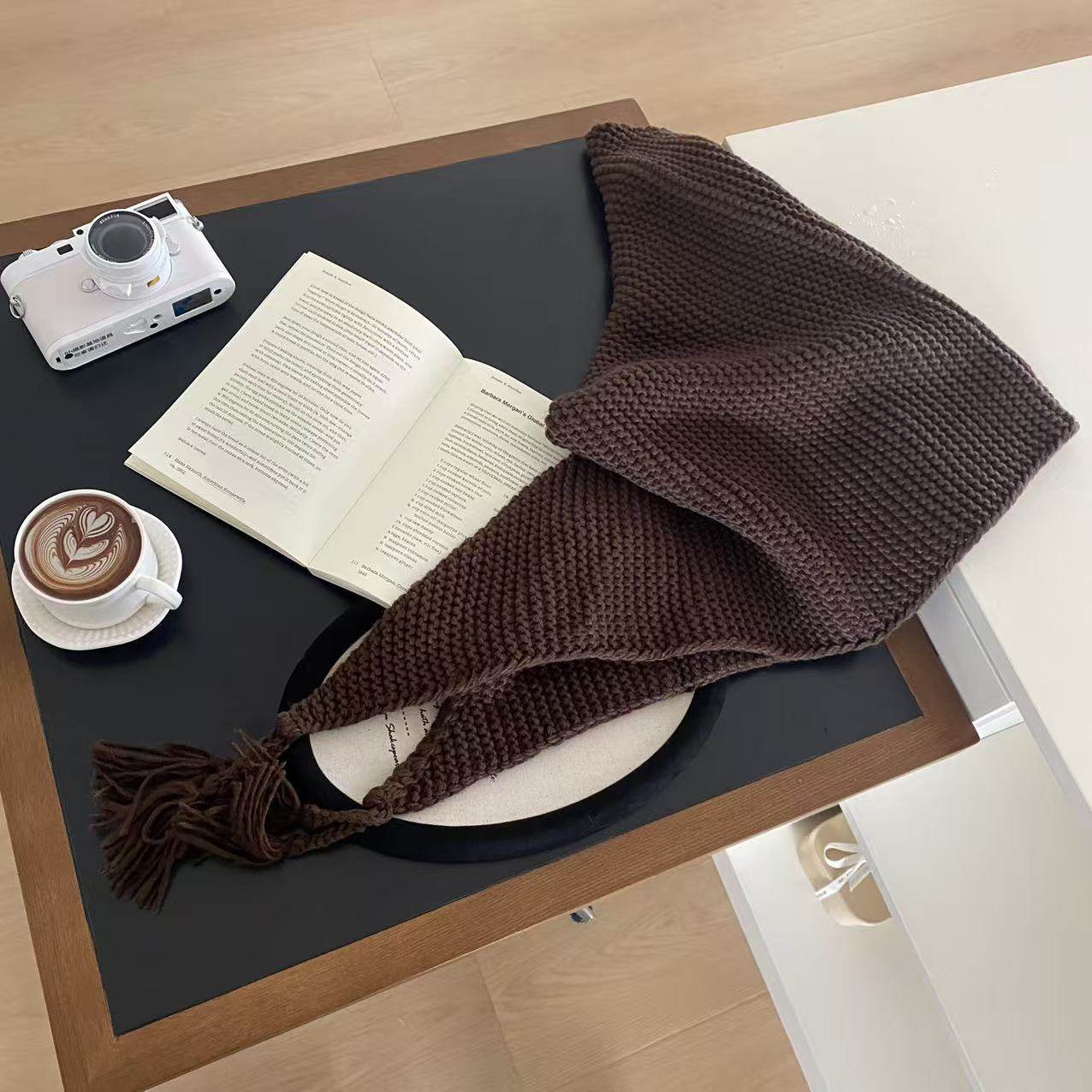 秋冬万物皆可搭 粗针正反织手工感软糯流苏三角围巾披肩大围脖,淘宝优惠券,粉丝福利购,淘宝优惠卷