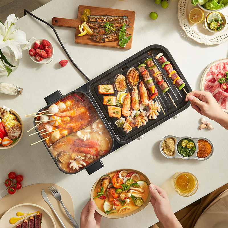 小熊电烧烤炉家用鸳鸯电火锅轻烟多功能室内煎烤肉盘串机涮一体锅,淘宝优惠券,粉丝福利购,淘宝优惠卷