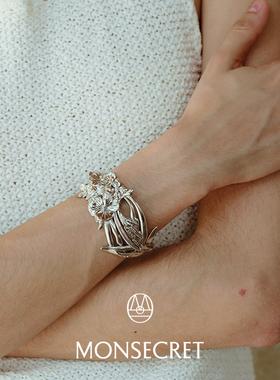 MONSECRET叶片花卉交叠手镯