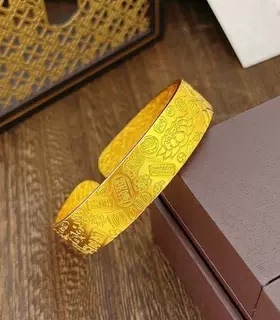 金店同款沙金古法錾刻吉言手镯