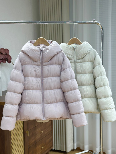 Korean pumpkin hat short down jacket women's loose thick warm cloud bread jacket light soft jacket 2025 winter new