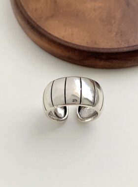 简约几何竖纹宽边开口镀银戒指