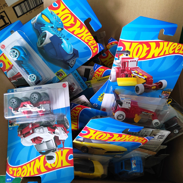Hot Wheel C4982 alloy car model 164