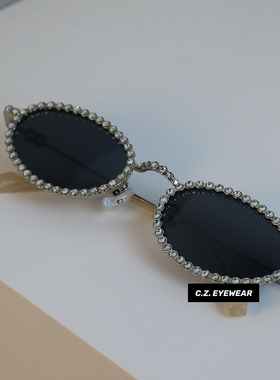 ins风满钻gm椭圆形小脸辣妹墨镜