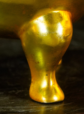 纯铜倭足鼓式朝冠耳熏炉尼泊尔工业精品仿古鎏金三足香炉小号摆件