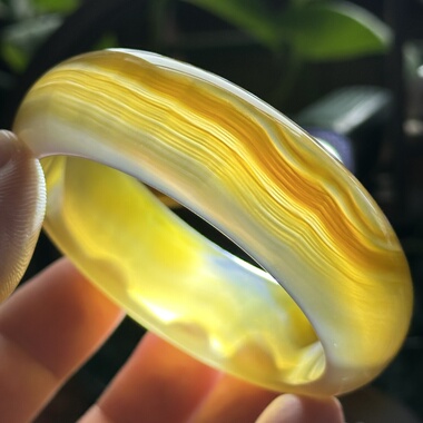 天然巴玉宽版金丝冰底透七彩极光彩虹光虹膜玛瑙手镯黄冰蜜糖镯59