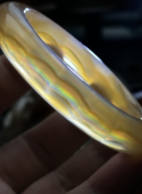 天然马料缠丝黄冰七彩极光彩虹光虹膜玛瑙手镯大彩艳丽冰透59口径