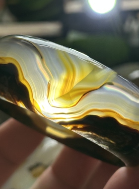 天然巴西花料水墨红玛瑙山景意境七彩极光彩虹光虹膜玛瑙手镯59口