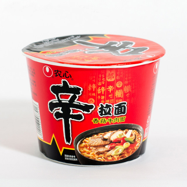 Nongshim Instant Noodles Mushroom Beef Ramen Large Bowl Noodles