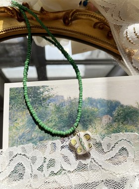 春夏绿色系小众设计串珠颈链陶瓷手绘蝴蝶吊坠项链少女元气锁骨链