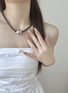 简约圆球黑皮绳choker项圈颈链女