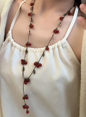 时尚长款红色樱桃木珠流苏项链