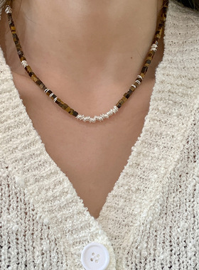 金属拼接女虎眼石毛衣链