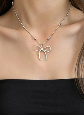 甜酷红色草莓吊坠珍珠拼接项链女