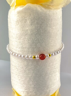 钛钢链配饰珍珠手链女款 简约设计 红色玛瑙点缀手串 马年礼物