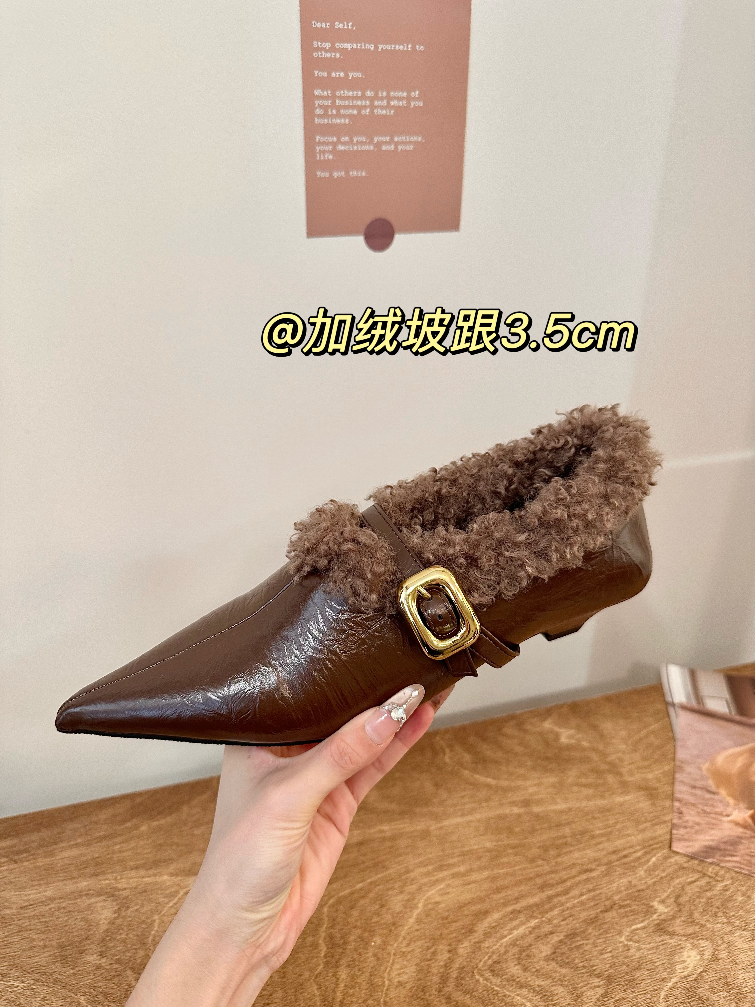 titing古早摩登！时髦尖头搭扣翻毛单鞋女秋韩版通勤加绒猫跟单鞋,淘宝优惠券,粉丝福利购,淘宝优惠卷