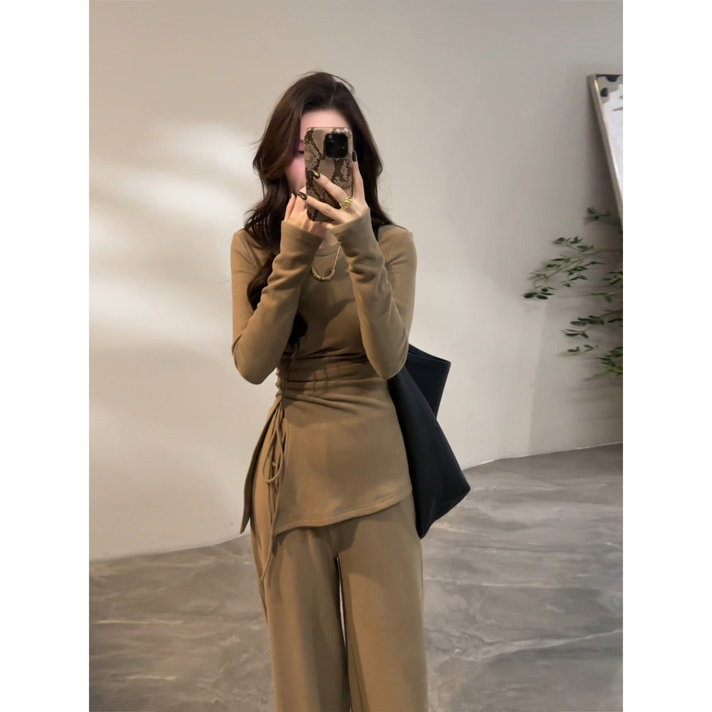 大婷婷 慵懒时尚套装褶皱设计秋冬新款显瘦百搭阔腿裤直筒DT1713,淘宝优惠券,粉丝福利购,淘宝优惠卷