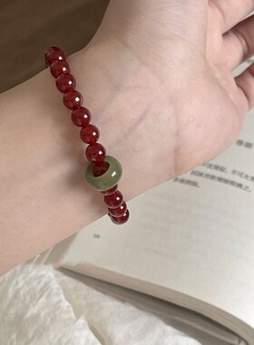 「琼脂」新中式国风复古红跑环红绿撞色圆珠手串2026年新款手链女