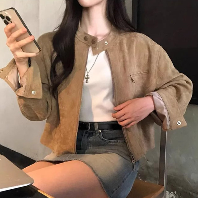 Loose and versatile short motorcycle jacket