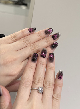 NailArt米娜穿戴甲高级显白短方ins纯欲风氛围感学生可爱美甲贴片