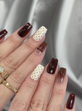 NailArt波点蝴蝶结穿戴甲高级显白中方款ins纯欲风氛围感美甲贴片