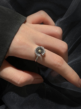 复古小雏菊戒指女简约百搭高级感个性指环小众潮流冷淡风食指戒女
