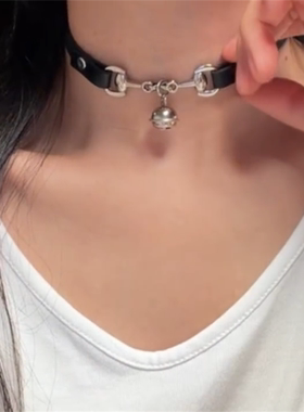 皮质铃铛项圈暗黑甜酷辣妹锁骨链