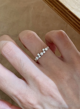 韩系爆闪满天星小排钻戒指清冷感