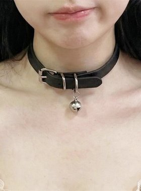 黑色choker皮质项圈铃铛颈链短款