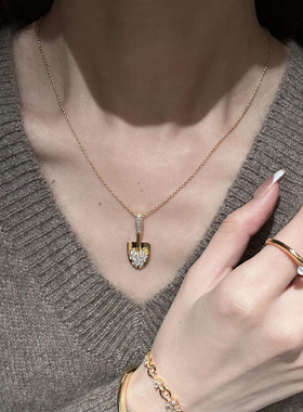 新中式镶钻小铲子项链