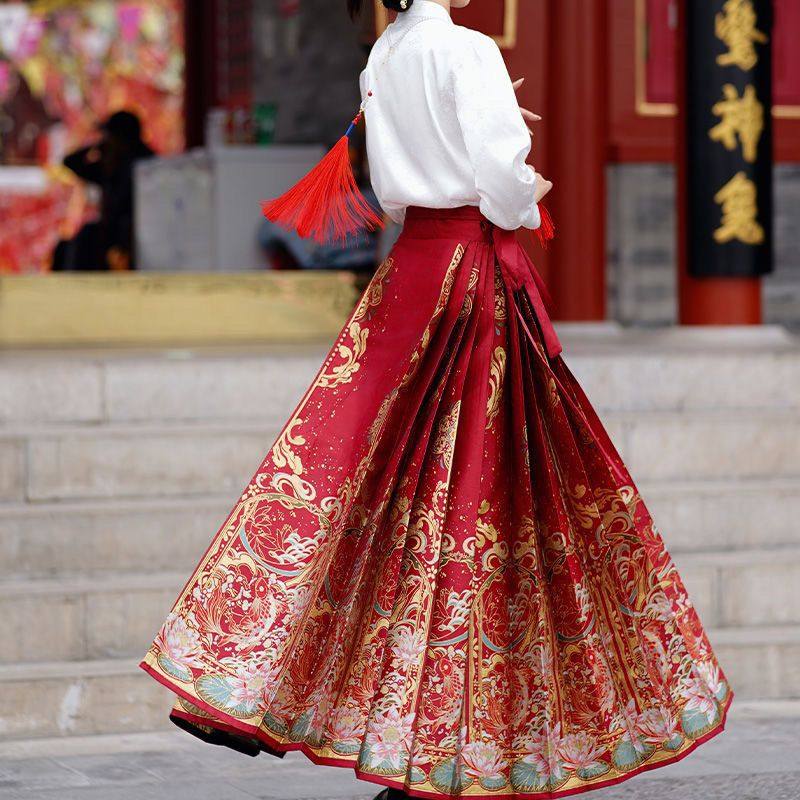 2026年织金妆花成人女生马面裙[莲年有鱼]敬酒订婚服套装重工刺绣,淘宝优惠券,粉丝福利购,淘宝优惠卷